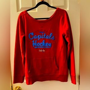 Women’s red capitals hockey sweatshirt